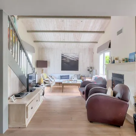 Maison Familiale A 800 M Du Centre - 6 Adt 4 Enf La Flotte