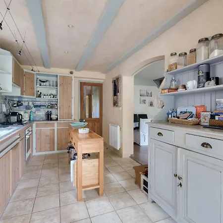 Maison Familiale A 800 M Du Centre - 6 Adt 4 Enf * La Flotte