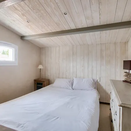 Holiday home - 10 Personnes - 800m Du Centre La Flotte