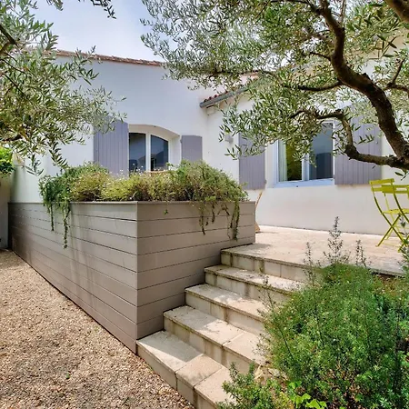 - 10 Personnes - 800m Du Centre Holiday home La Flotte