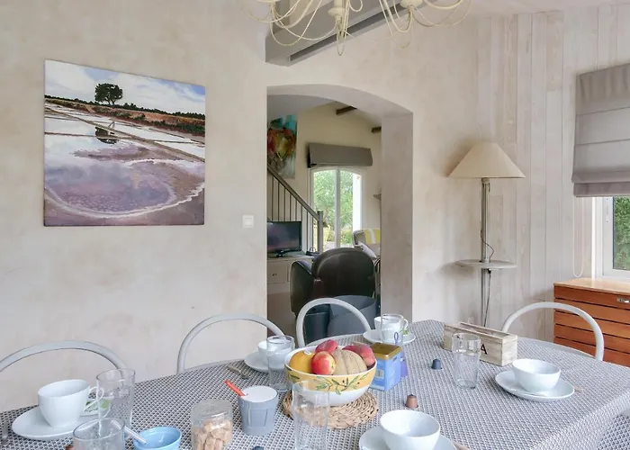 - 10 Personnes - 800m Du Centre *