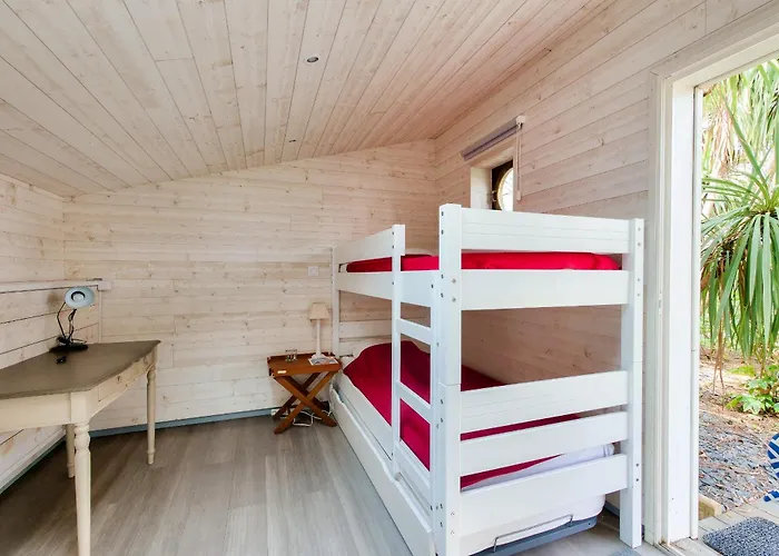 - 10 Personnes - 800m Du Centre *