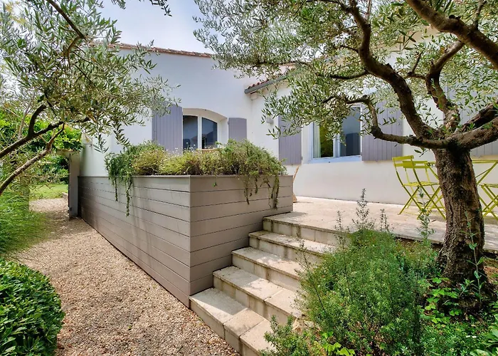 - 10 Personnes - 800m Du Centre Feriehus La Flotte